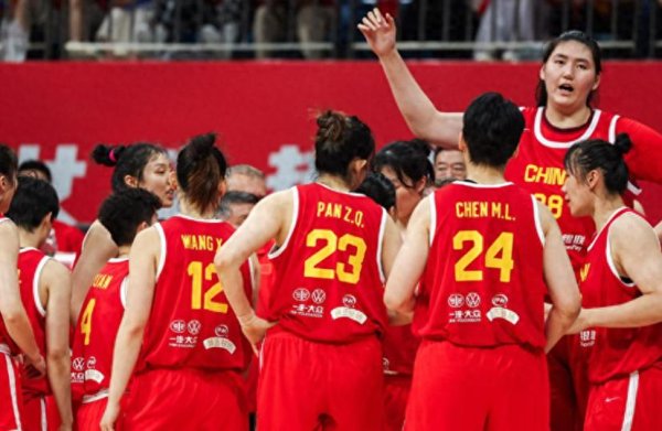 鼎冠优配 中国女篮公布16人名单, 热身赛新增7人, 宫鲁鸣“连补4人”有深意